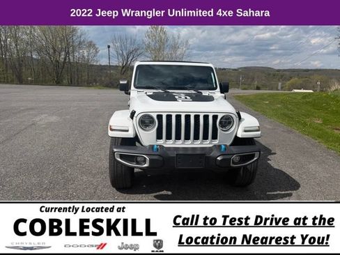 Used 2022 Jeep Wrangler Unlimited Sahara AWD/4WD image 2