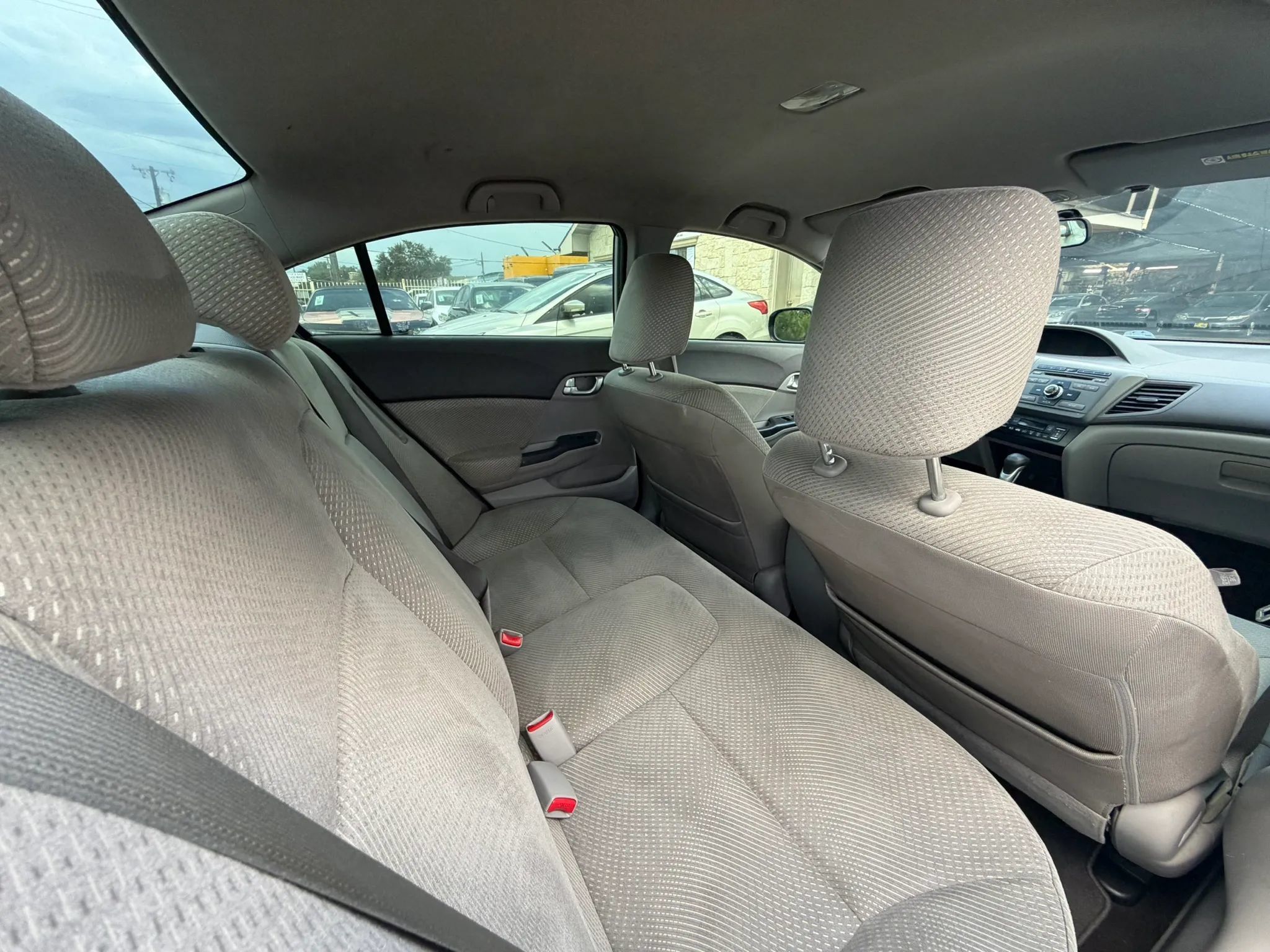 Used 2012 Honda Civic Hybrid Sedan image 22