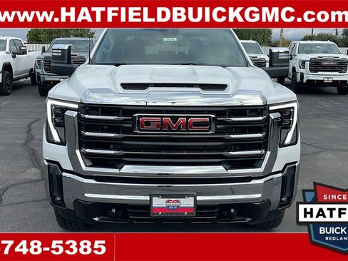 New 2026 GMC Sierra 2500 SLT w/ X31 Off-Road Package image 8