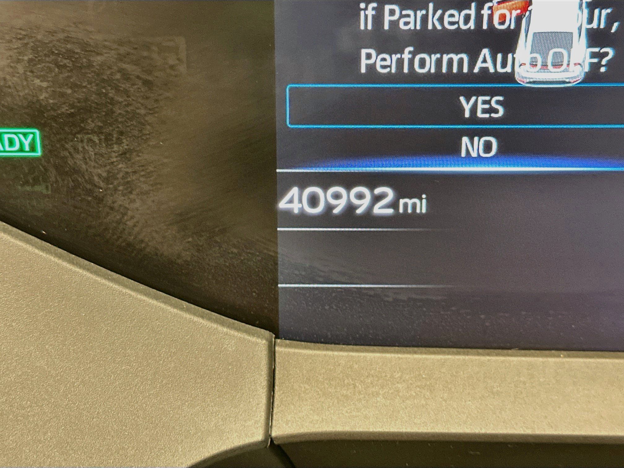 Used 2025 Toyota Prius LE FWD image 19