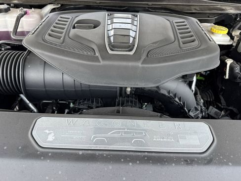 New 2024 Jeep Grand Wagoneer Series III w/ Flexible Seating Group image 35