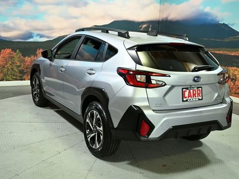 Used 2025 Subaru Crosstrek 2.0i Premium image 9