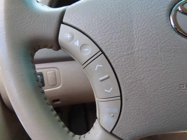 Used 2005 Toyota Sienna XLE w/ XLE Pkg 3 FWD image 26