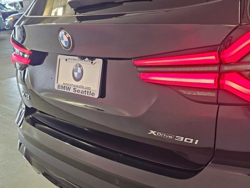 Used 2023 BMW X3 xDrive30i w/ Premium Package w/ZPA image 7