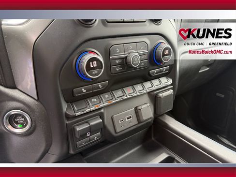 Used 2021 Chevrolet Silverado 1500 LT Trail Boss w/ Convenience Package II AWD/4WD image 30