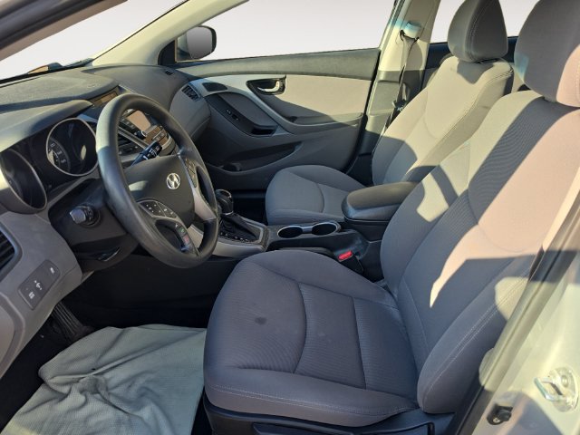 Used 2015 Hyundai Elantra SE w/ Option Group 02 FWD image 11