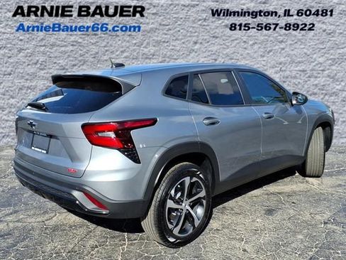 Used 2025 Chevrolet Trax RS w/ Driver Confidence Package image 6