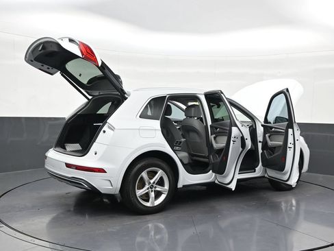 Used 2022 Audi Q5 2.0T Premium AWD/4WD image 30