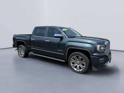 Used 2017 GMC Sierra 1500 Denali w/ Denali Ultimate Package
