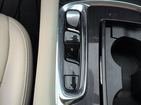 Used 2023 Buick Enclave Essence w/ LPO, Floor Liner Package FWD image 24