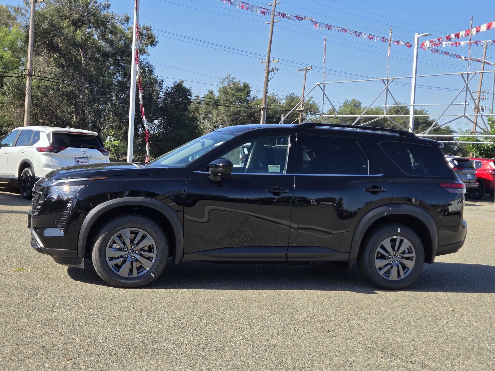 New 2026 Nissan Pathfinder SV AWD/4WD image 7