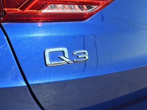 Used 2022 Audi Q3 2.0T Premium Plus w/ Premium Plus Package image 18