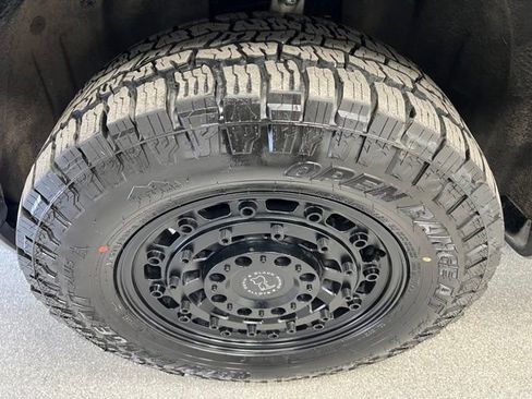 Used 2016 Jeep Grand Cherokee Limited 75th Anniversary image 15