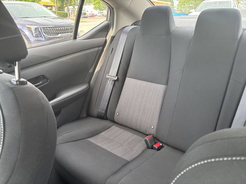Used 2025 Nissan Sentra SV FWD image 38