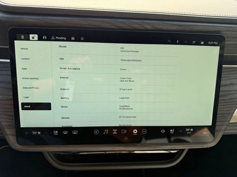 Used 2023 Rivian R1S Adventure AWD/4WD image 18