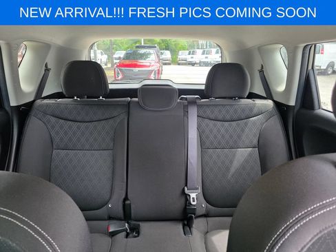 Used 2016 Kia Soul FWD image 12