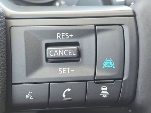 New 2026 Nissan Rogue SV w/ Cold Weather Package AWD/4WD image 25