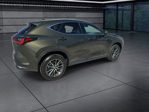 Used 2025 Lexus NX 250 FWD w/ Accessory Package (Z1) image 8