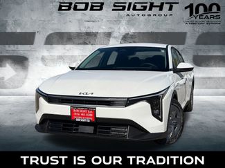 New 2025 Kia K4 LX image 1