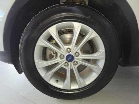 Used 2019 Ford Escape SE AWD/4WD image 12