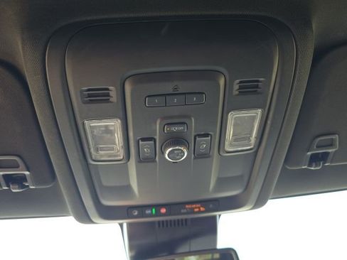 Used 2023 Chevrolet Tahoe LT w/ Luxury Package image 19