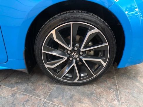 Used 2022 Toyota Corolla XSE image 9