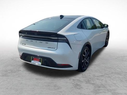 Certified 2023 Toyota Prius Prime FWD image 7