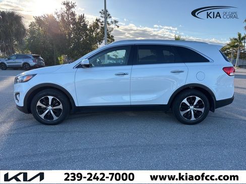 Used 2016 Kia Sorento EX w/ EX Premium Package image 3
