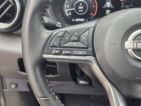 Used 2022 Nissan Kicks SR w/ Interior Electronics Package image 27