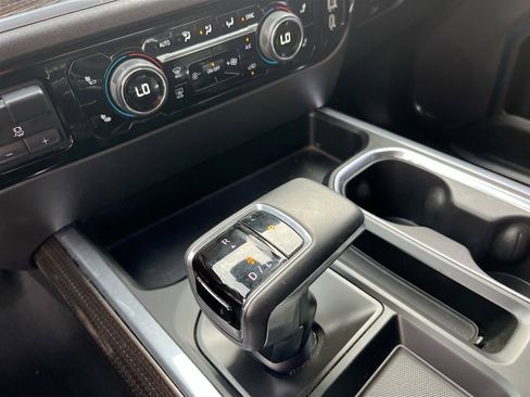 Used 2024 Chevrolet Silverado 1500 LT Trail Boss w/ Protection Package AWD/4WD image 17