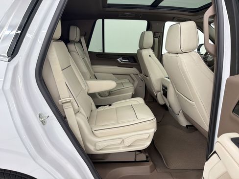 Used 2026 GMC Yukon Denali w/ Sun & Power Step Package image 26