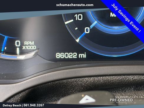 Used 2018 Cadillac Escalade ESV Luxury RWD image 24