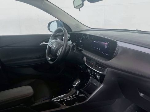 Used 2026 Buick Encore GX Sport Touring w/ Advanced Technology Package FWD image 8