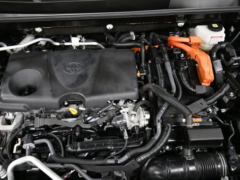 Certified 2023 Toyota RAV4 SE image 35