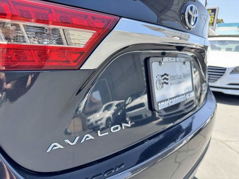 Used 2016 Toyota Avalon XLE Premium FWD image 17