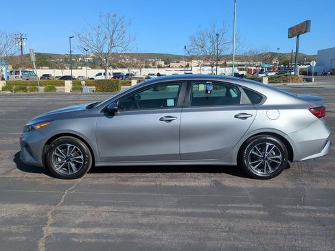 Certified 2024 Kia Forte LXS w/ LXS Technology Package image 9