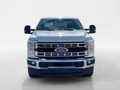 Certified 2024 Ford F250 XLT image 9