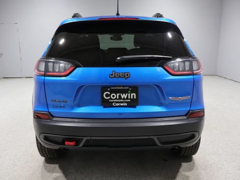 Used 2022 Jeep Cherokee Trailhawk w/ Premium Leather Package AWD/4WD image 3
