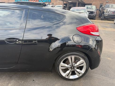 Used 2016 Hyundai Veloster w/ Option Group 03 FWD image 45