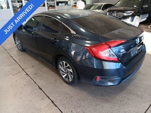 Used 2016 Honda Civic EX image 4