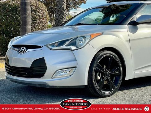 Used 2016 Hyundai Veloster w/ Option Group 02 image 2