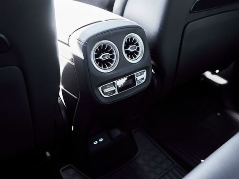 Used 2025 Mercedes-Benz G 63 AMG 4MATIC image 52