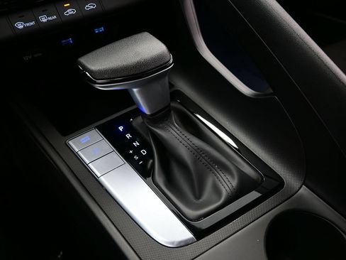 Certified 2023 Hyundai Elantra SEL FWD image 20