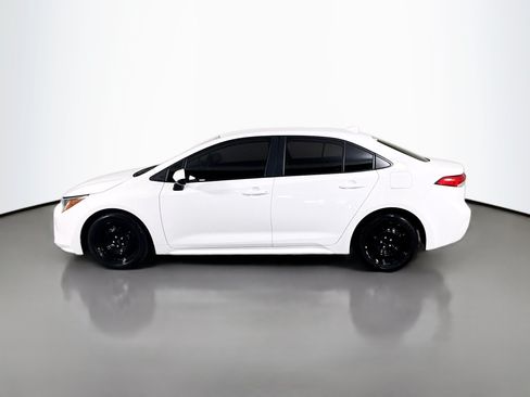 Used 2024 Toyota Corolla LE FWD image 6