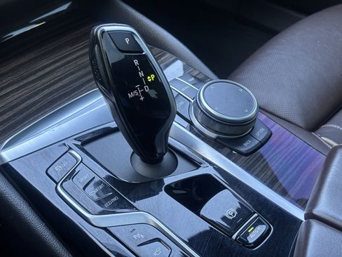 Used 2021 BMW 540i RWD image 18