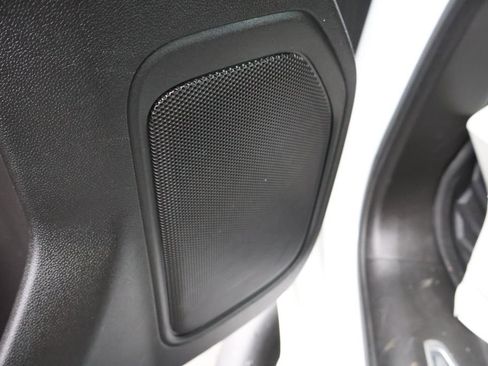 Used 2022 Chevrolet Silverado 2500 LT w/ Convenience Package image 16