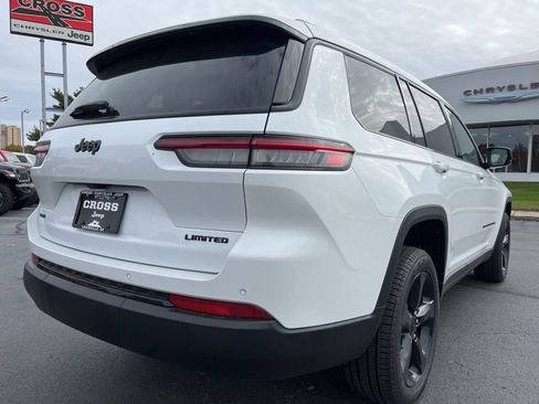 New 2025 Jeep Grand Cherokee L Limited w/ Black Appearance Package image 42