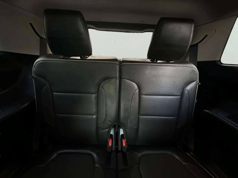 Used 2017 GMC Acadia Denali w/ Technology Package AWD/4WD image 13
