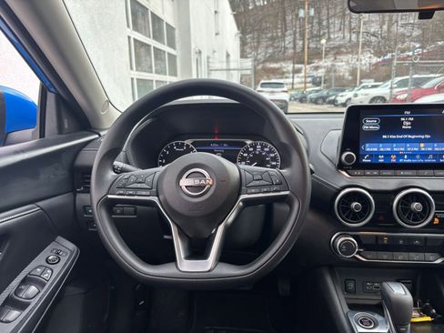 Used 2024 Nissan Sentra SV image 33