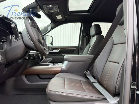 New 2026 Chevrolet Silverado 3500 High Country w/ High Country Premium Package AWD/4WD image 11